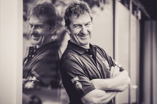 Portrait von Frank Burk.